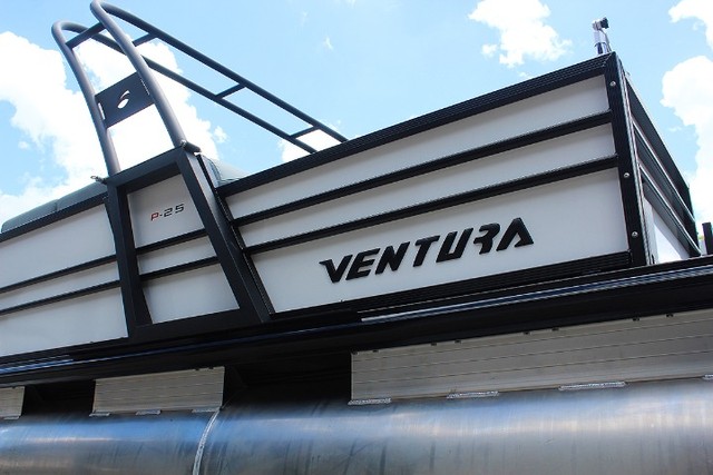 Lançamento Ventura Pontoom P25 7,5 metros  | N phontoom Vcat Aurora - Foto 6