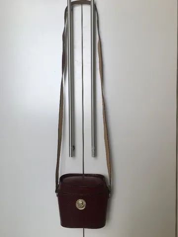 Belíssima bolsa em couro vinho - Foto 2