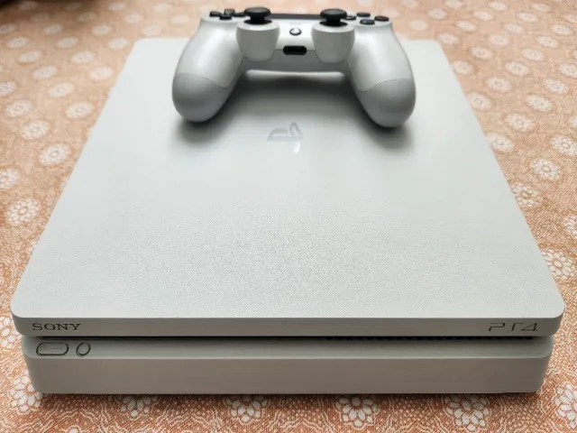 PlayStation 4 Branco