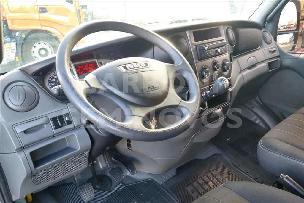 IVECO DAILY 35S14HDCS 4X2, ANO 2019/2019 - Foto 5