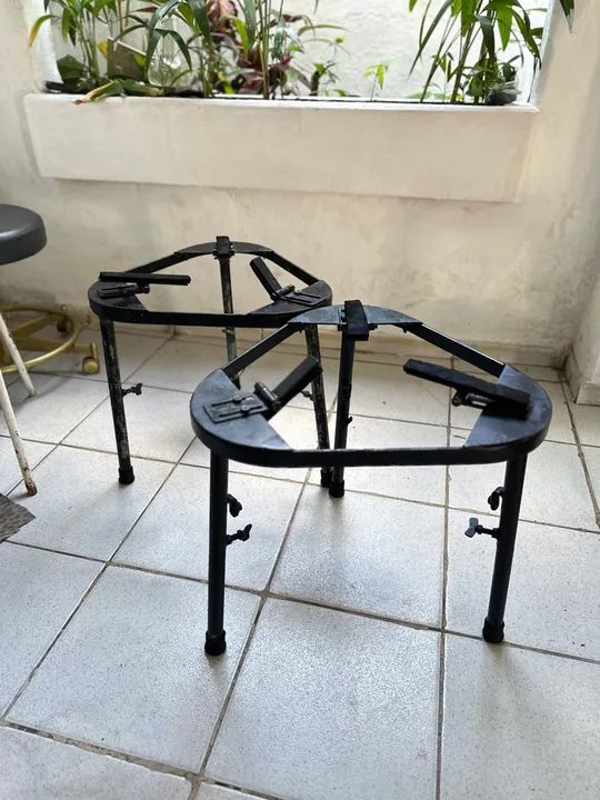 Suportes estantes de conga