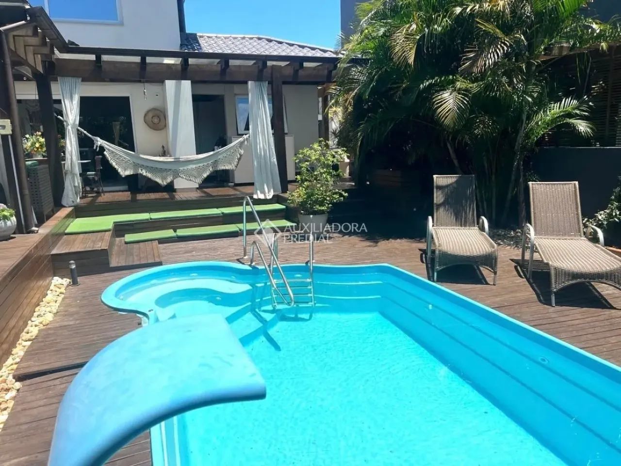 Casa em condomínio de 4 quartos, no bairro Rio Tavares - Foto 3
