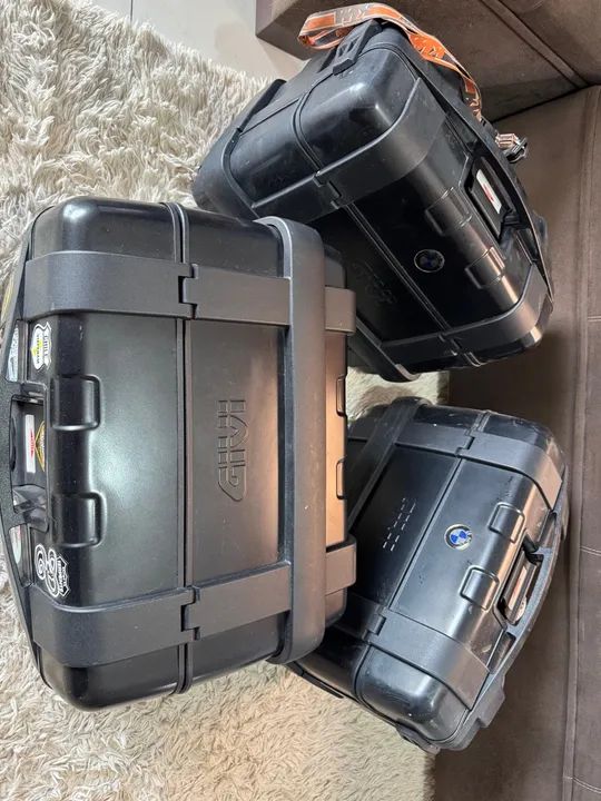 Baús laterais e top case Givi Trekker para moto - Foto 5
