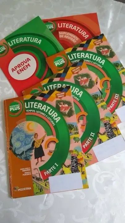 Moderna Plus Literatura - Vol. Único - Moderna