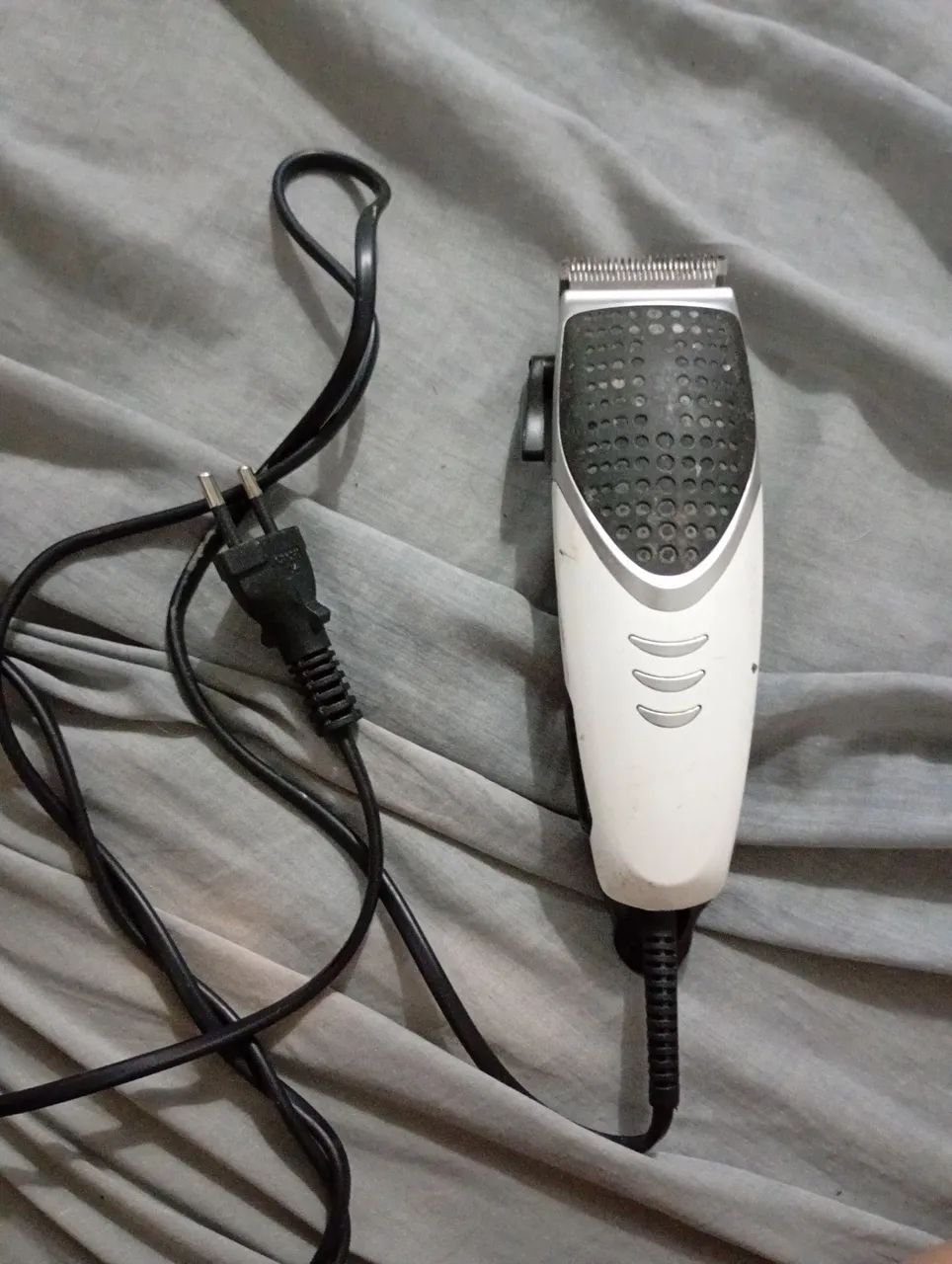 Máquina de cortar cabelo Multilaser 64739935530243124