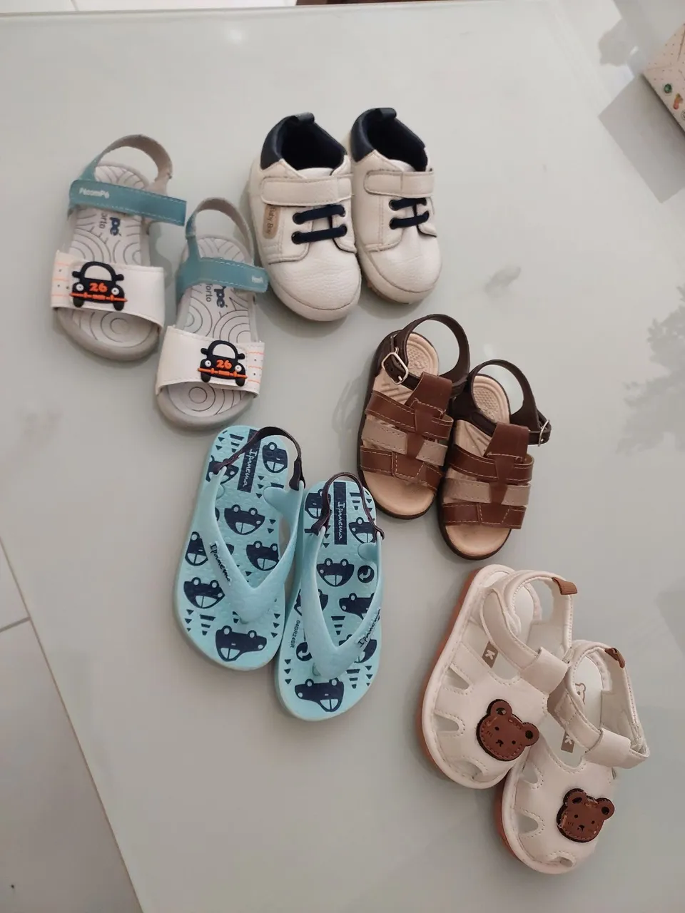 Sapatos e Sandálias Infantis - Diversos Modelos e Cores