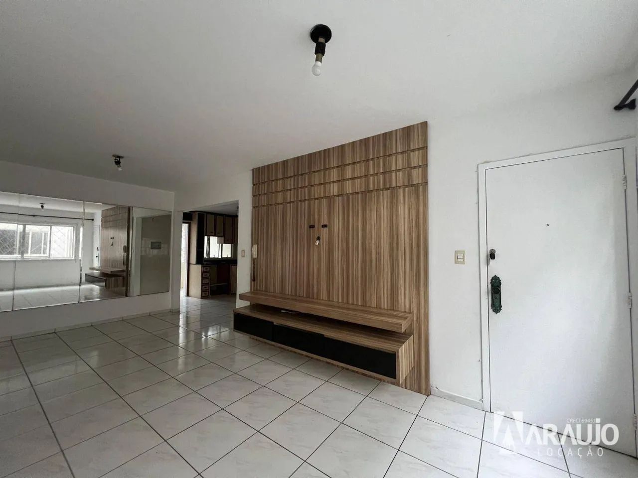 Apartamento semimobiliado no bairro São Judas - Itajaí/SC