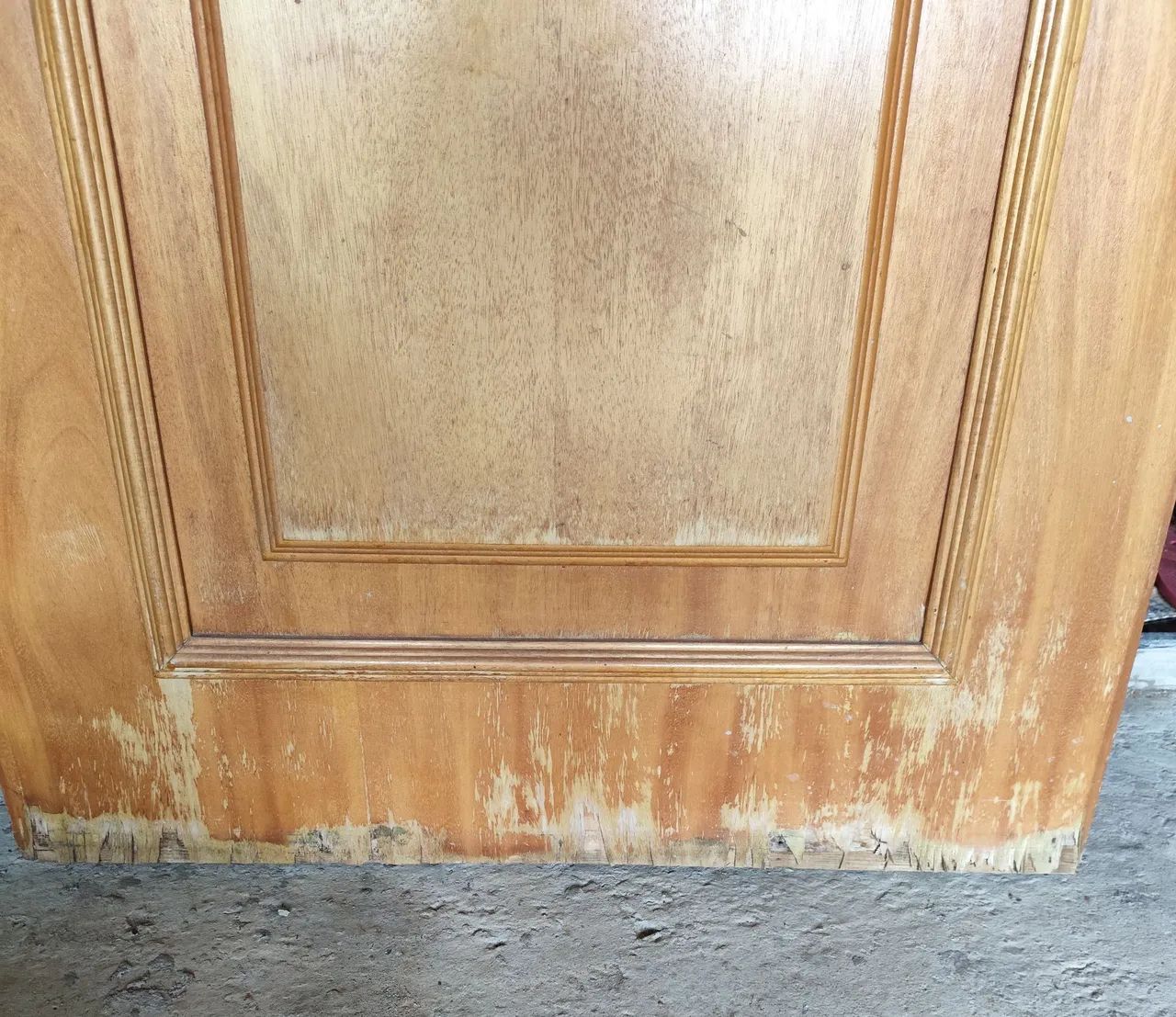 Wooden doors and windows64319184838915121