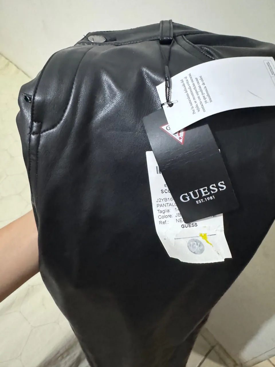 Calça original da Guess