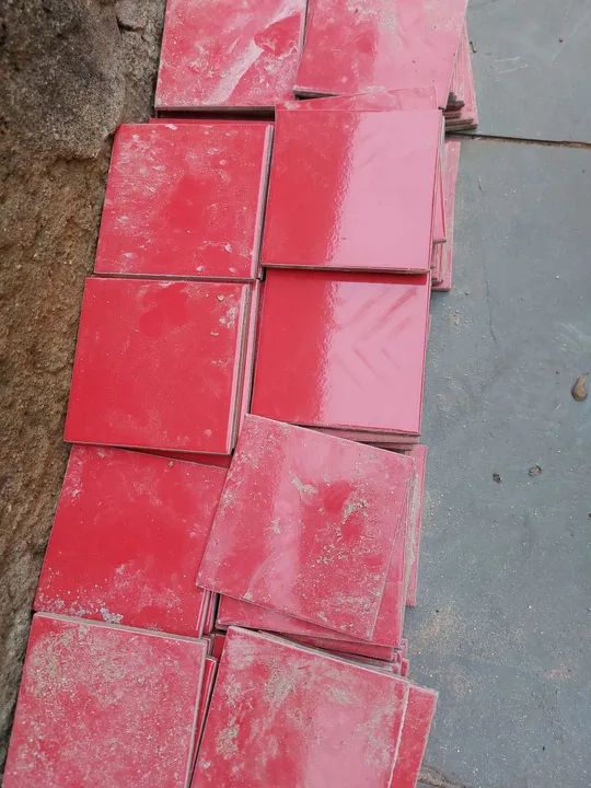 Pastilhas cerâmicas laranja,  amarelo e vermelho. - Foto 3