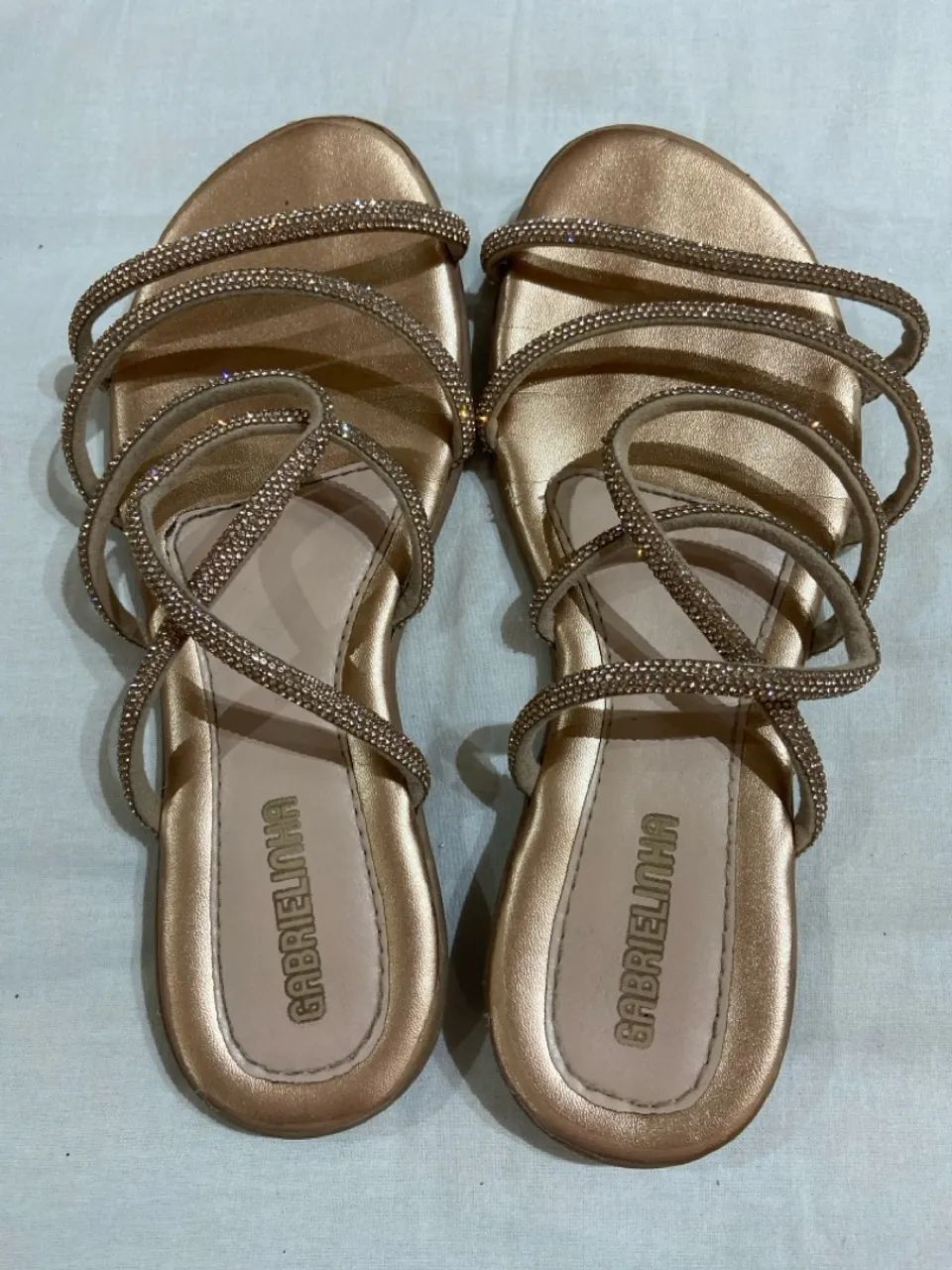 Sandália rasteirinha dourada