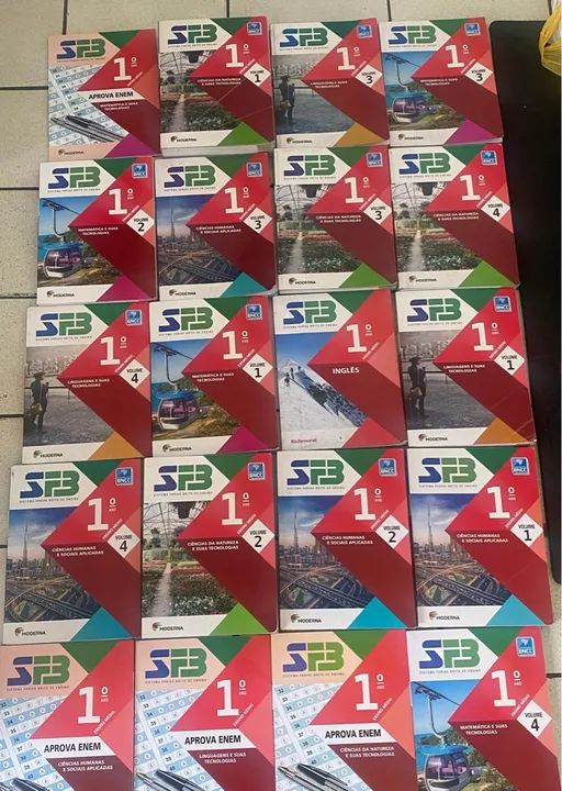 Livros didáticos - Sistema Farias Brito - 1º Ano - 10 Volumes - Foto 2