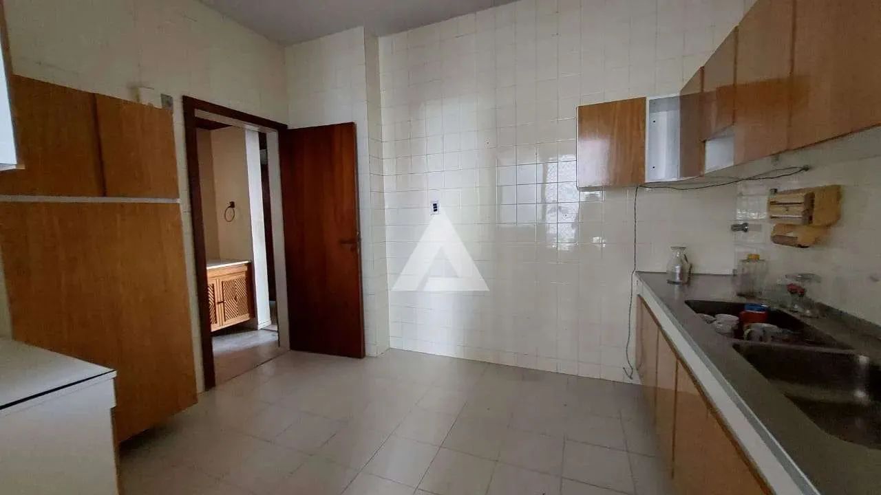 Apartamento na Barra com 3 quartos e 1 suíte, 155m² à venda por R$ 730.000,00 - Foto 4