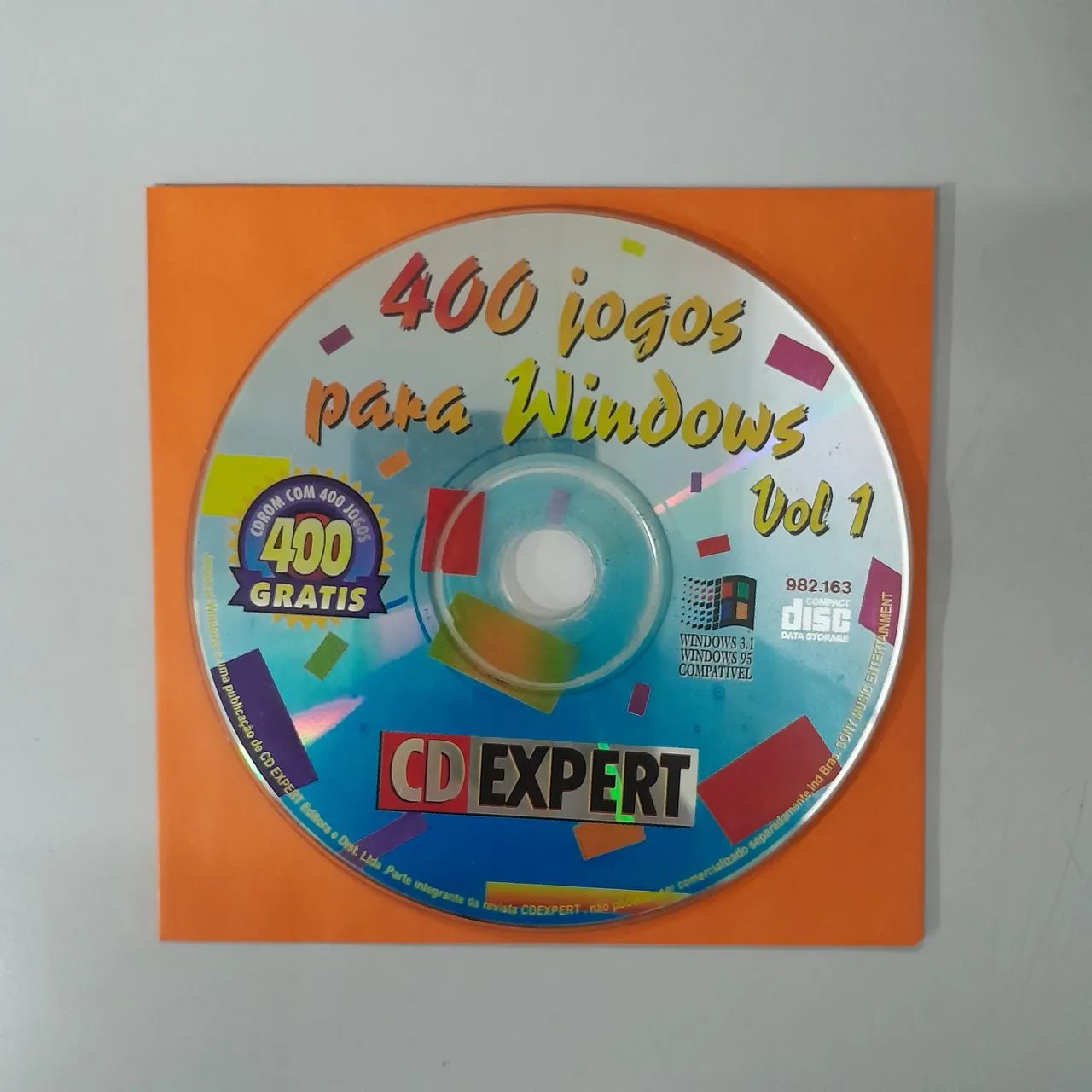 4 CD-Rom antigos de PC | Almanaque Abril 95, CD Expert 1, Zoo-opolis, The Berenstain Bears - Foto 5
