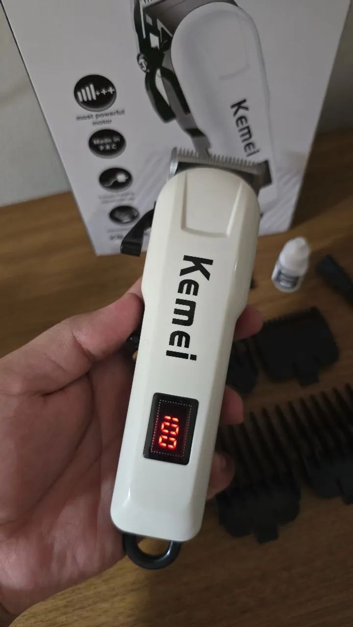 Máquina Kemei KM 809A - NOVA - Foto 2