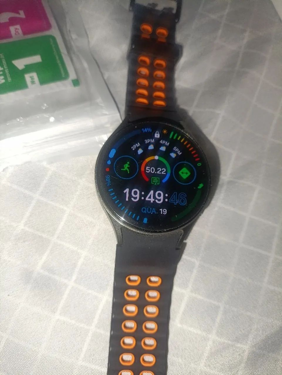 Galaxy Watch 7 44mm, perfeito estado, tudo original, com nota fiscal e pulseira de brinde - Foto 3