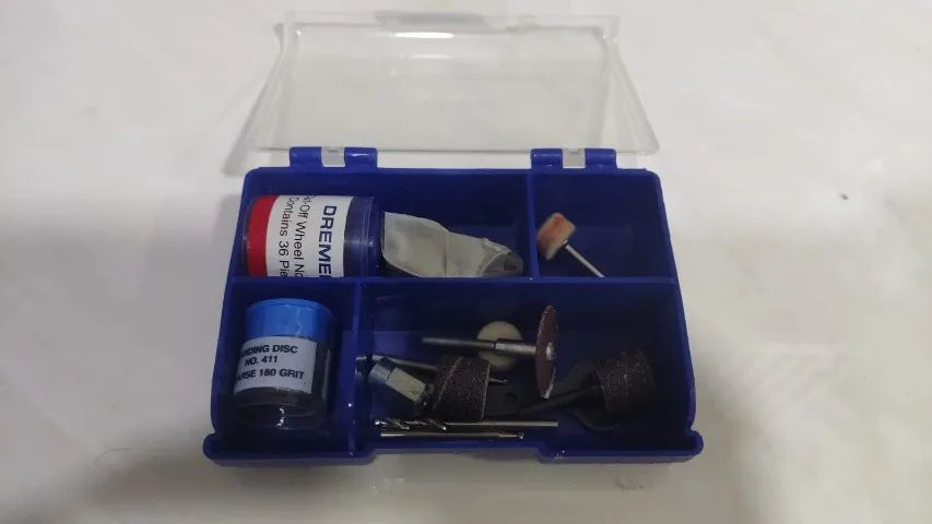 Dremel 3000 Microrretífica com Eixo Flexível e 82 Acessórios 220V - Foto 5