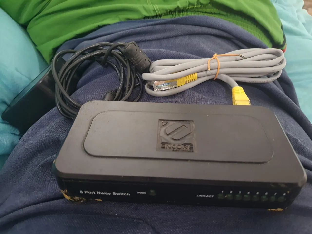 switches 8 portas otimo estado - Foto 3