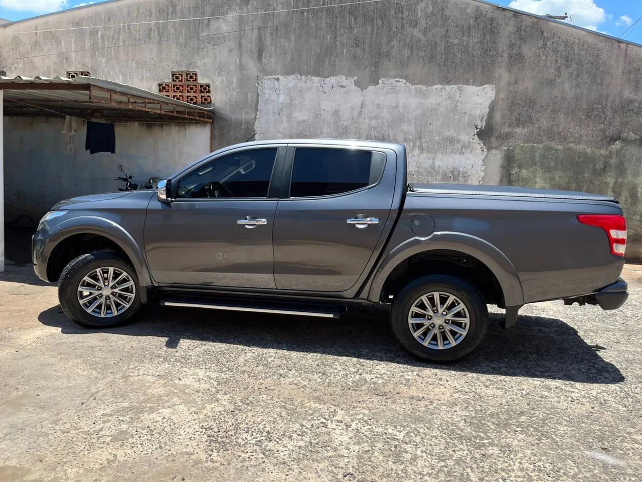 Mitsubishi L200 Triton Sport HPE-S 2.4 CD Dies. AUT 2019 - Foto 7