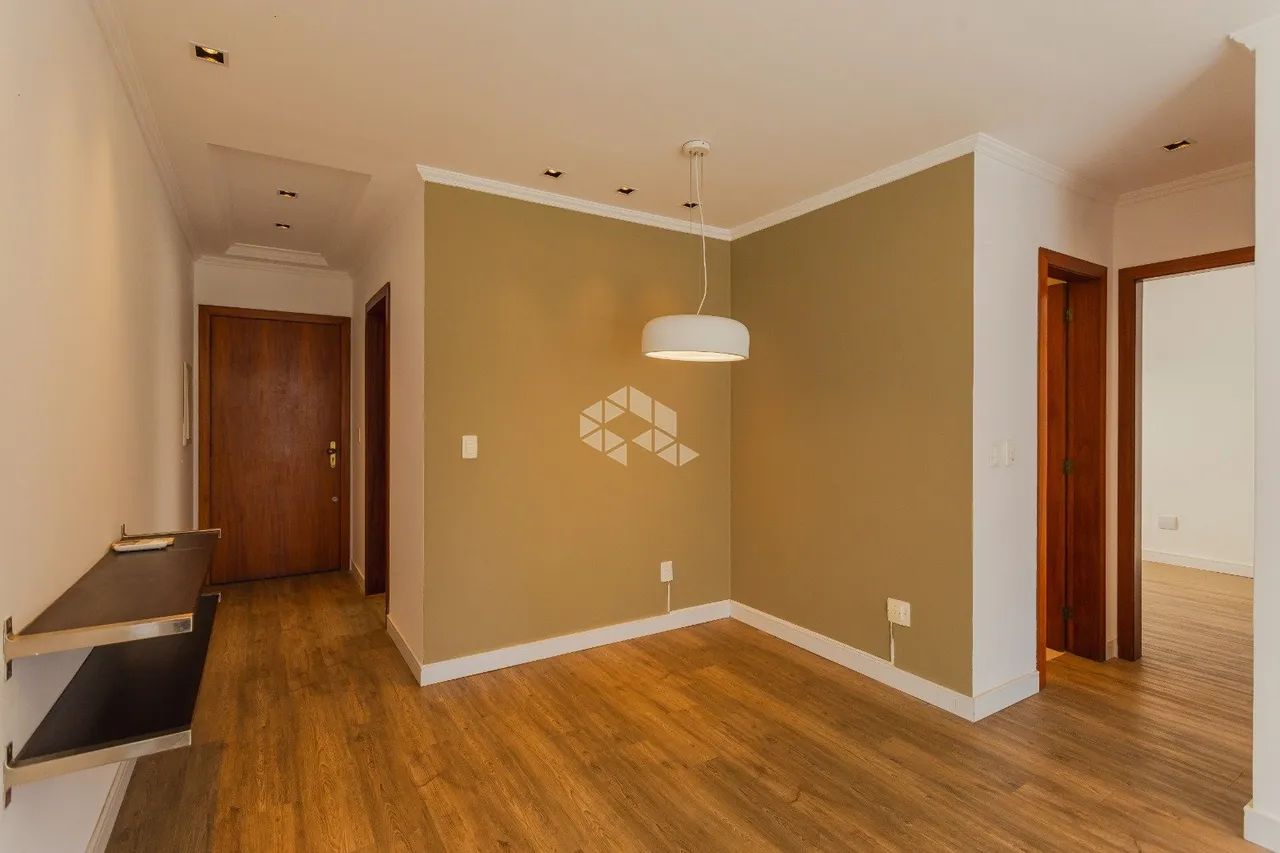Apartamento de 2 dormitórios e 64m2 no bairro Rio Branco em Porto Alegre - Foto 2