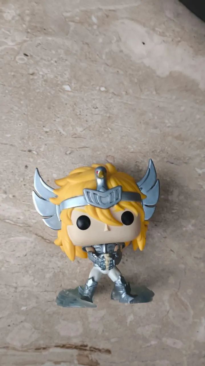 Funko Pop - Cavaleiro de Ouro - Hyoga - Foto 2