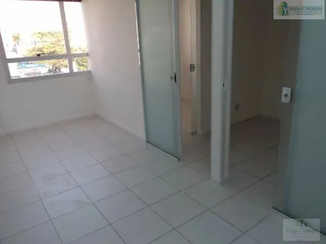 Sala-Comercial-para-Venda-e-Aluguel-em-Estreito-Florianopolis-SC