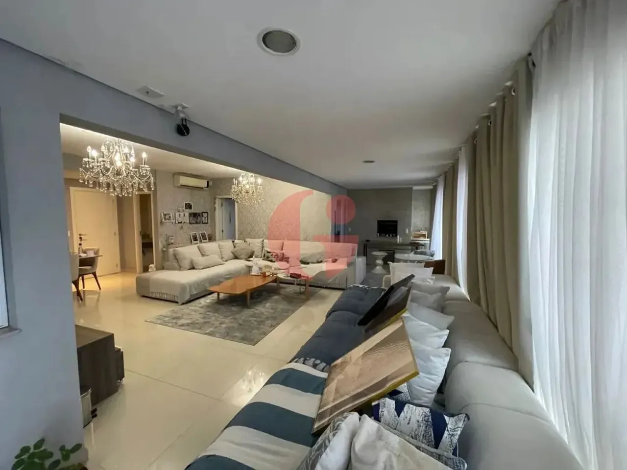 Apartamento de 03 Dorms. (3 suites) - 151 m² no Jardim Aquarius!
