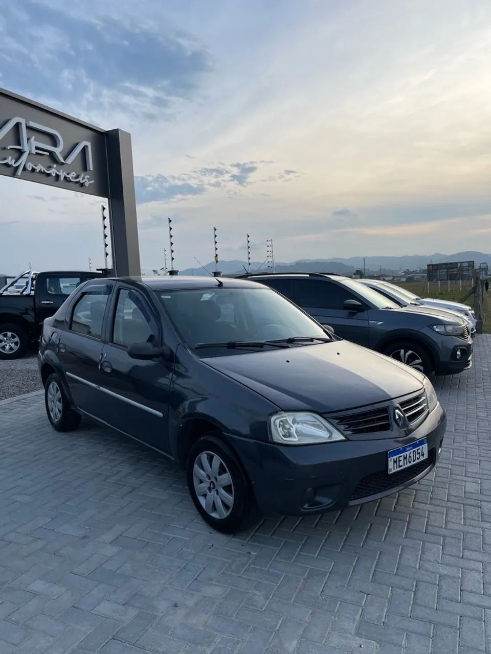Renault Logan 1.0 Básico 2008 FINANCIA 100% - Foto 4