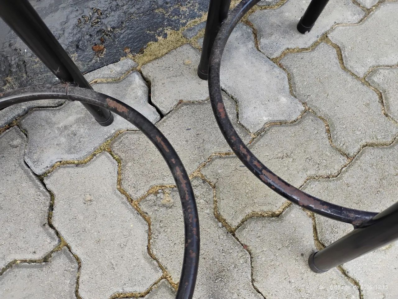 Banqueta de ferro64330718399361122