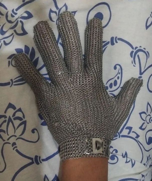 VENDO LUVA DE AÇO DE AÇOUGUEIRO  - Foto 2