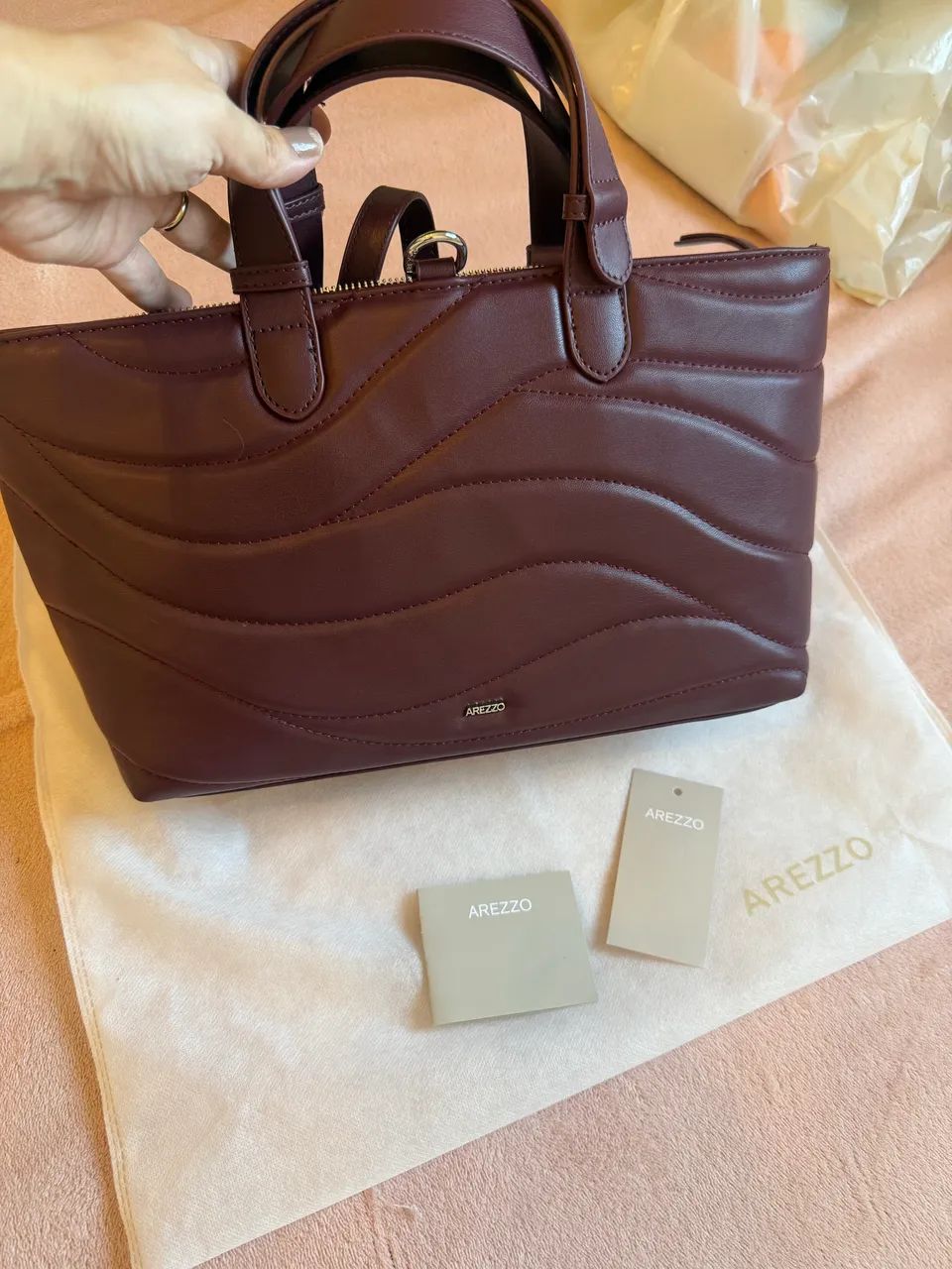 Bolsa Arezzo Bordô NOVA com  bag , card e sacola  - Foto 5