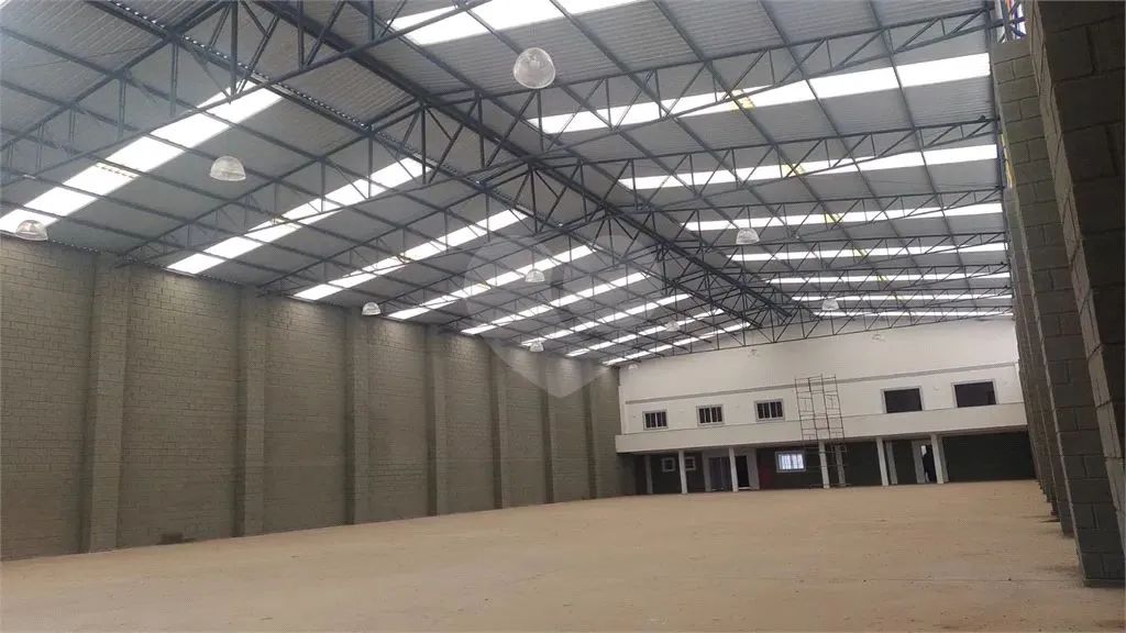Excelente Galpão para locação com 1530 m² localizado no Bairro Buenópolis - Morungaba  SP
