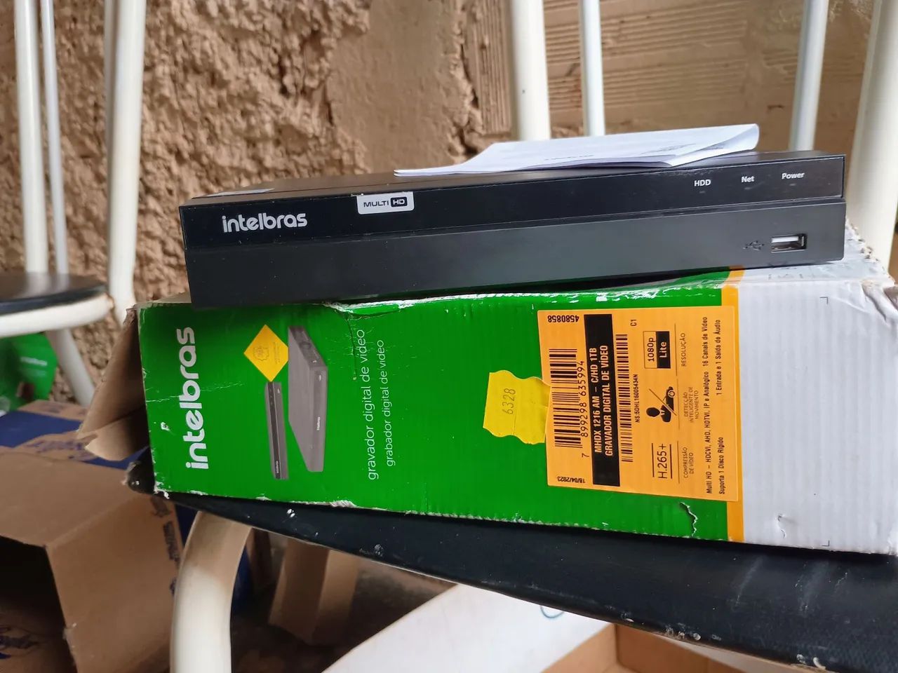 Vendo DVR Intelbras MHDX 1216 AM - com HD 1TB 1TB 