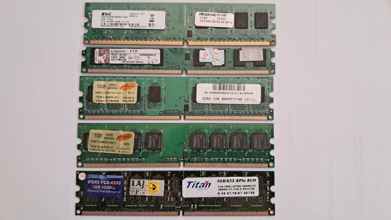 Memória RAM DDR2 de 1GB