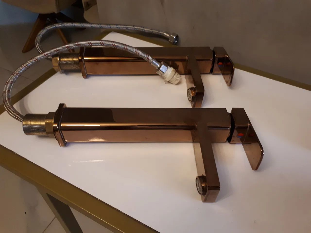 Torneiras Douradas para Banheiro - Novas