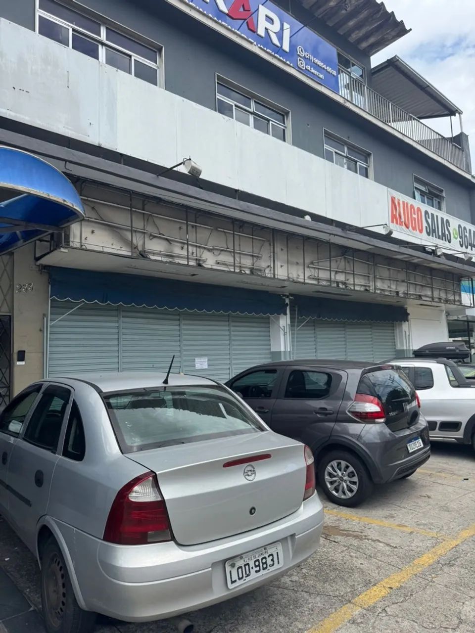 Alugo salas comerciais 