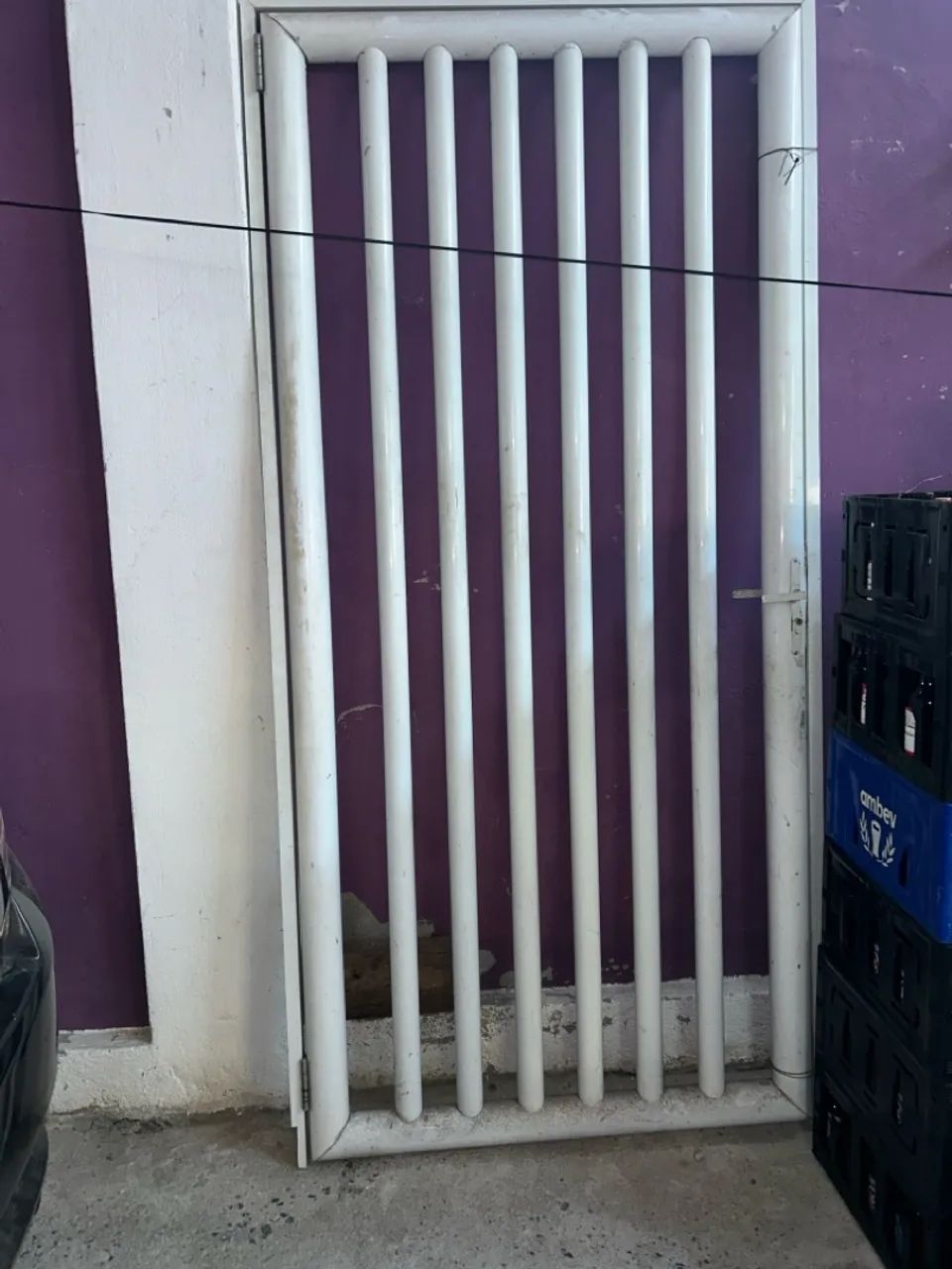 Portão de grade branca - Foto 2