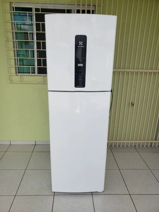 Oferta Geladeira Frost Free IF 45 Semi Nova Duplex Electrolux 110 Volts Entrego e Aceito C