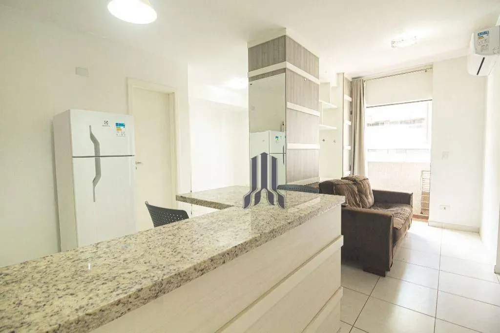 Studio com 1 dormitório à venda, 34 m² por R$ 334.000,00 - Centro - Curitiba/PR