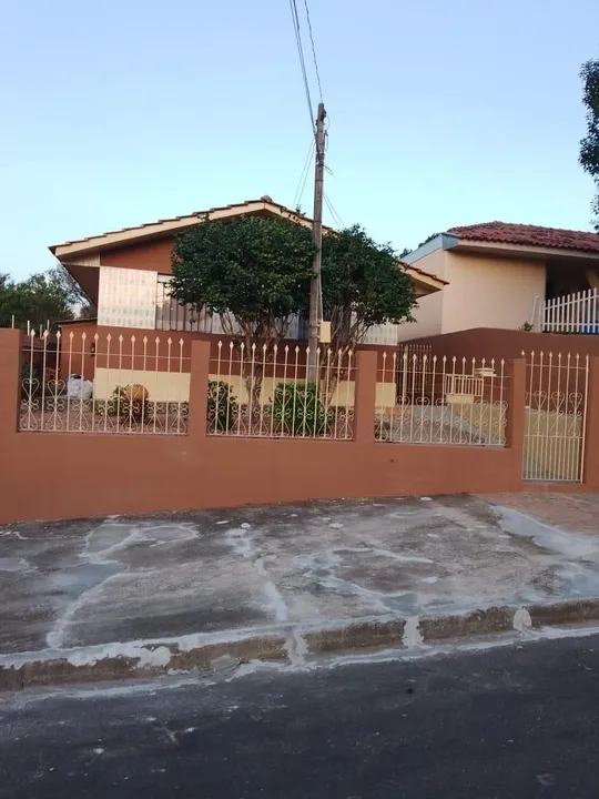 Casa em Neves a 10 min do centro, próximo de farmácia e mercado