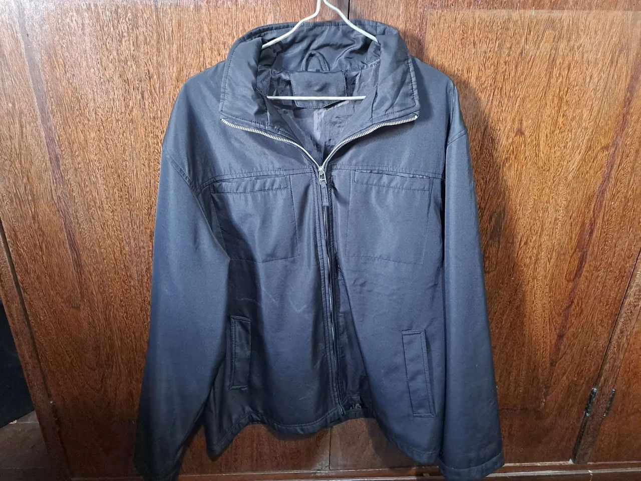 Jaqueta Preta Masculina - Estilo e Conforto