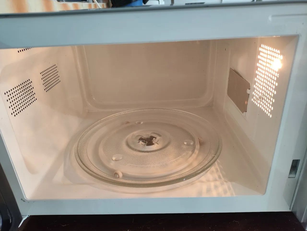 Microondas Philco espelhado, 25 lts, entrego e dou garantia  - Foto 3