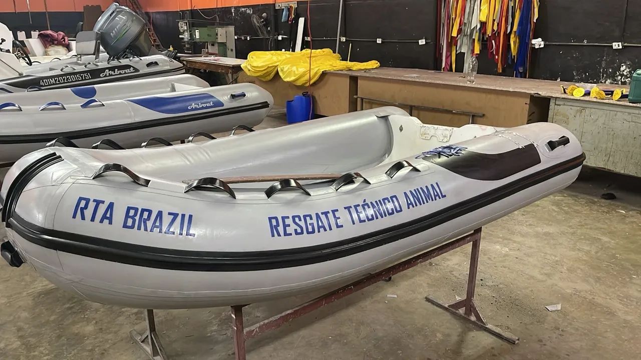 Bote Zefir 280 - recém reformado 