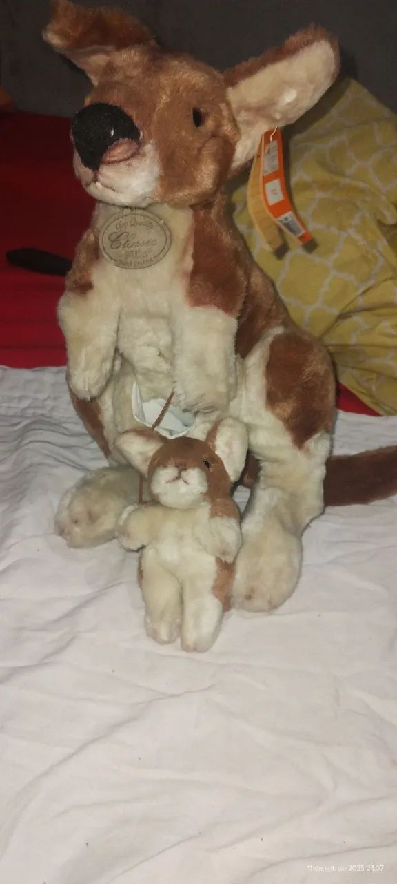 CANGURU DE PELÍCULA COM BOLSA E FILHOTE  - Foto 3