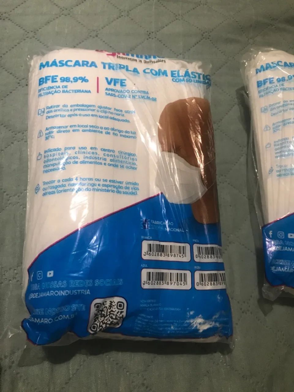 Máscaras Tripla com Elástico - Proteção Total - 50 unidades