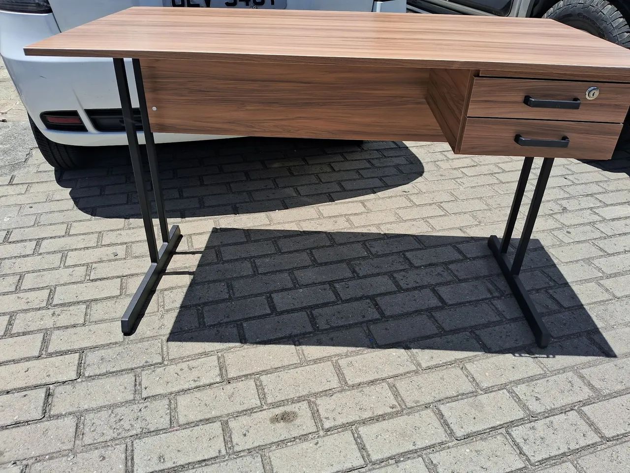 Mesa para escritório com 02 gavetas  - Foto 3