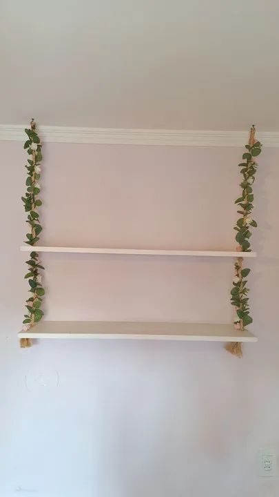 Prateleira/quarto infantil estilo balanço