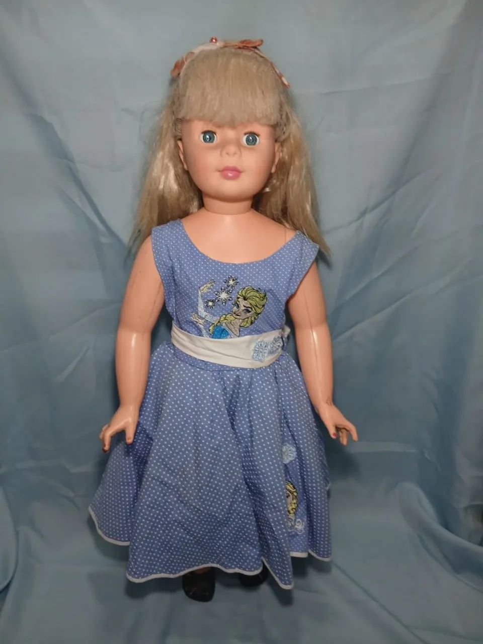 1 - BONECA GRANDE CORPO DE PLÁSTICO  - Foto 2