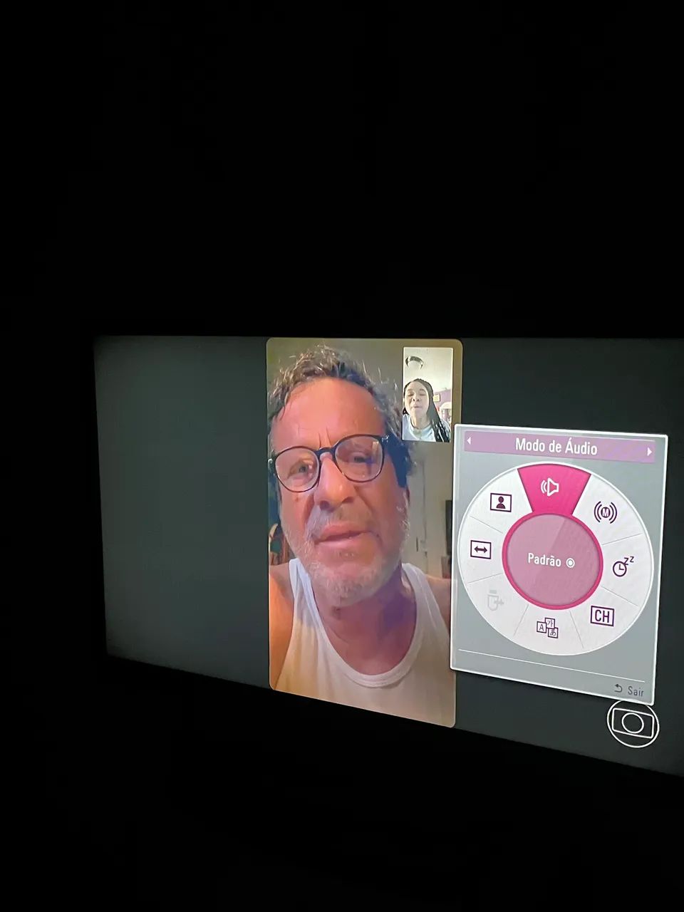 32-inch TV64595545559682123