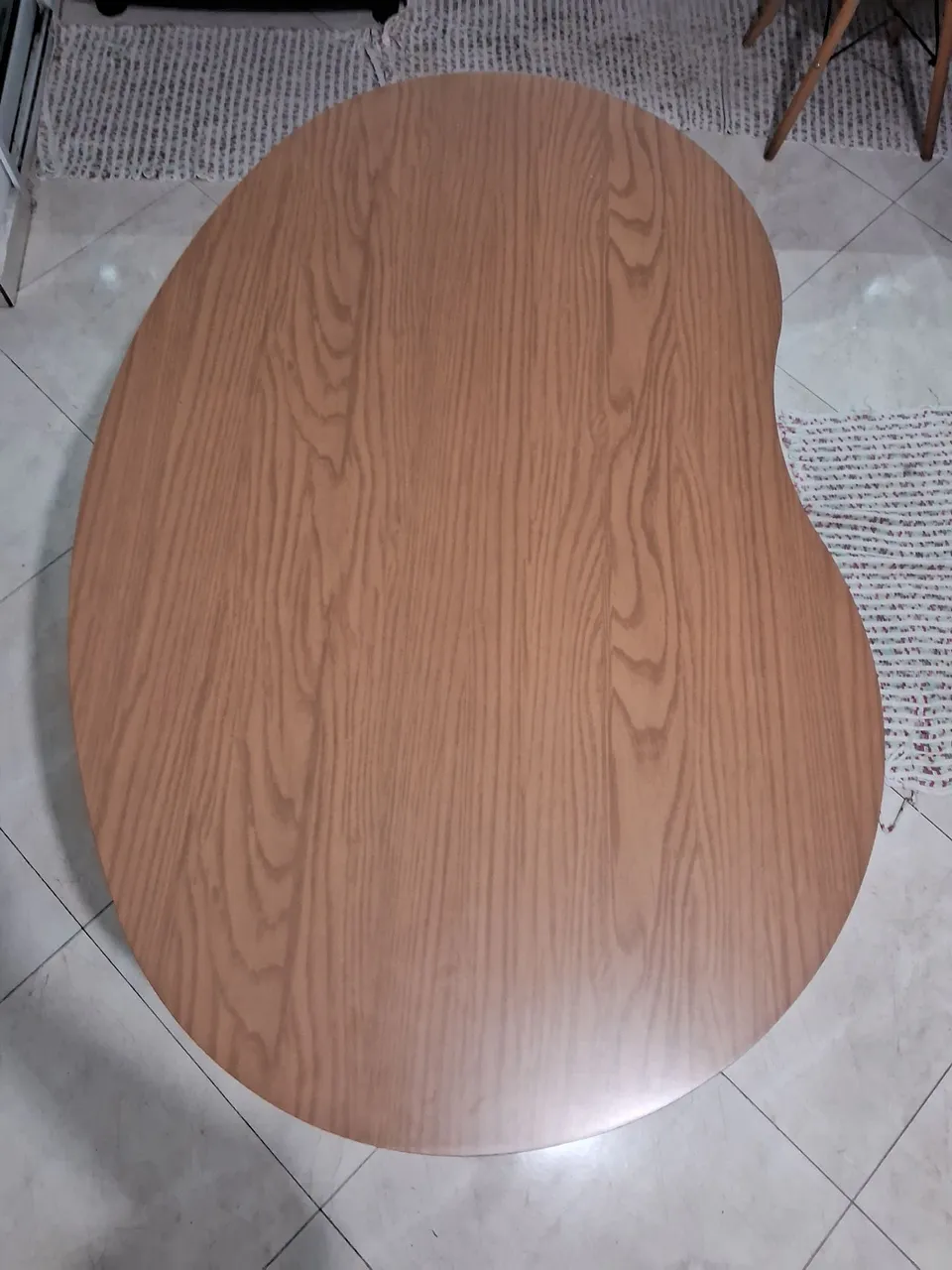 Mesa feijão 4 lugares.